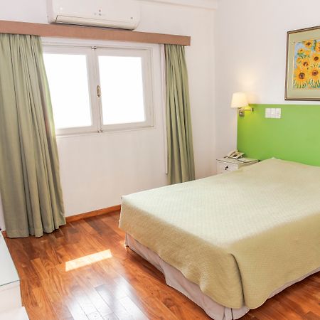Hotel Cecilia أسونسيون المظهر الخارجي الصورة