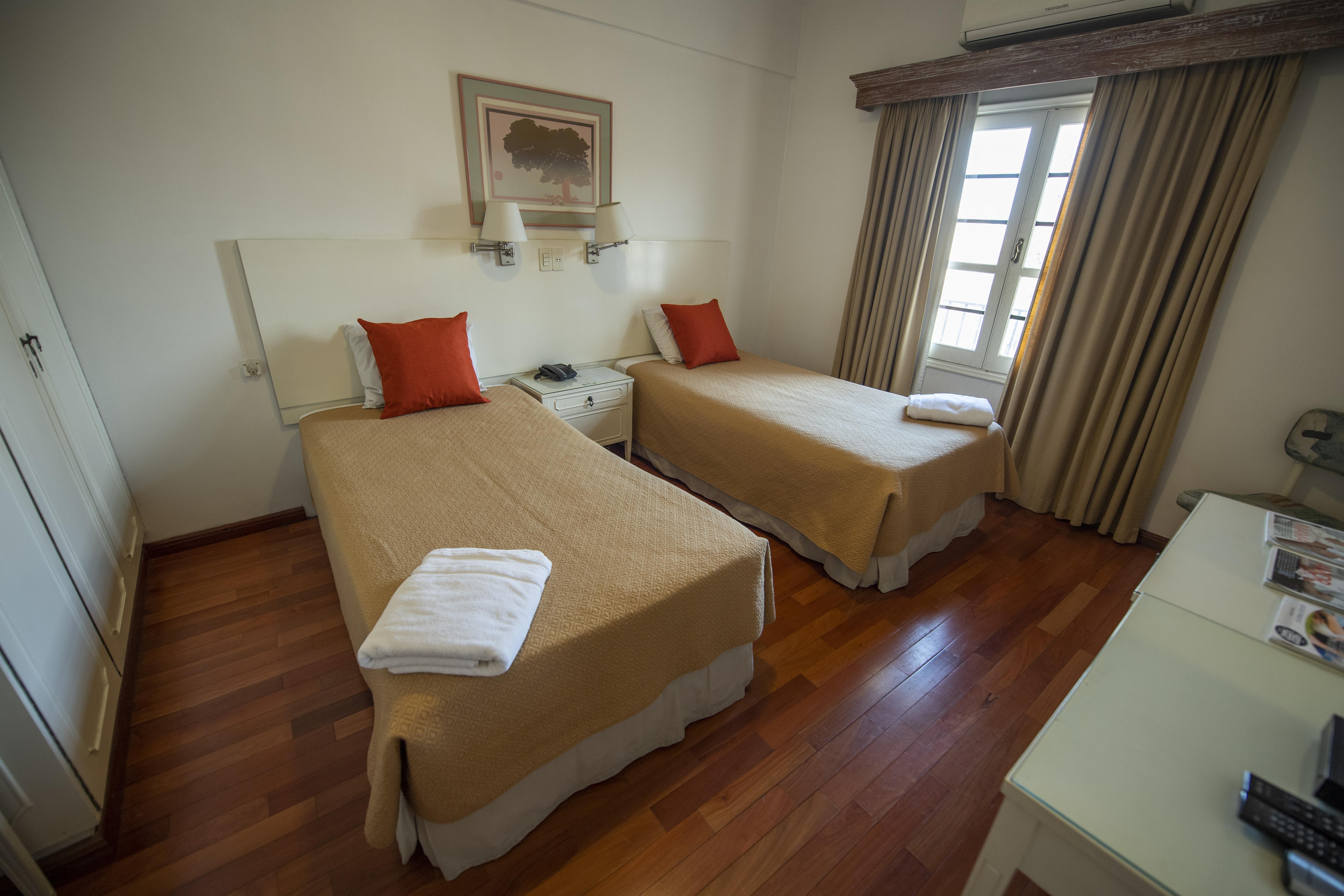 Hotel Cecilia أسونسيون المظهر الخارجي الصورة